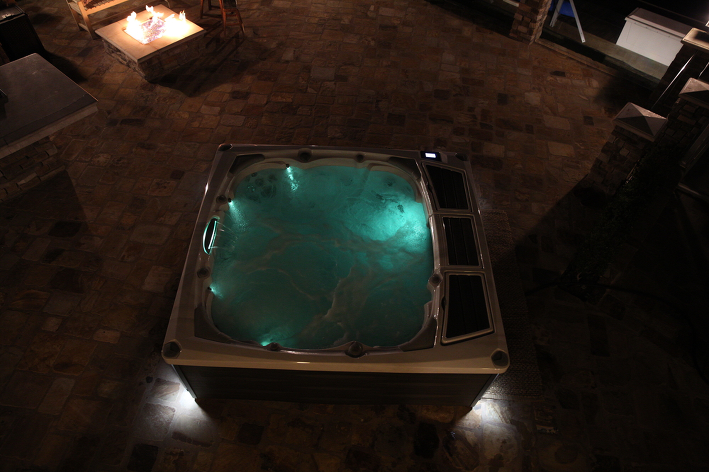 hot tub maintenance cost